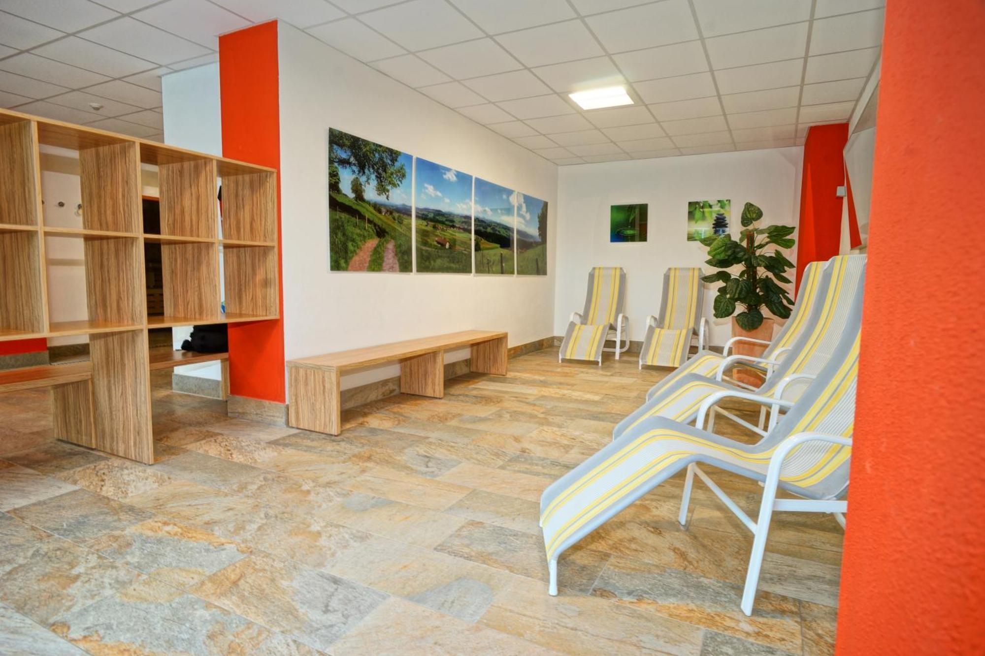 Relax-Red Mit Pool Und Sauna Scheidegg Eksteriør bilde